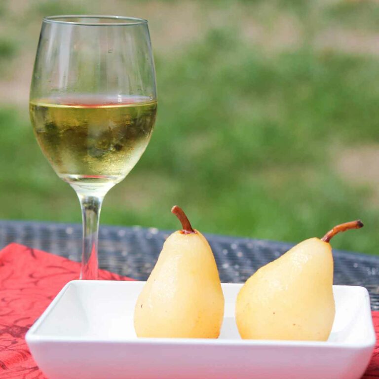 Cinnamon Poached Pears with Wine